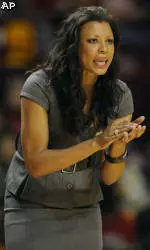 Bruins Women Ranked 23rd in Final Hoops Poll