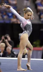 Larson, U.S. Women Compete For World Championship Wednesday