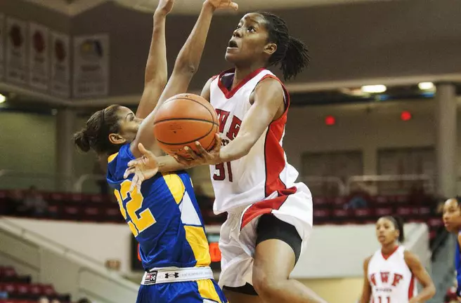 UCLA Signs Luiana Livulo to a National Letter of Intent