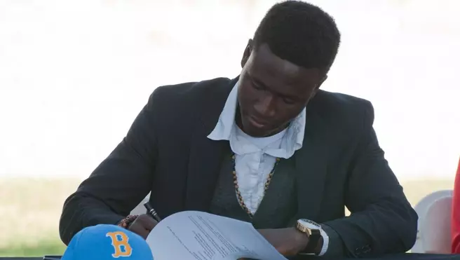 UCLA Brings in No. 1 Recruiting Class for Second Straight Year