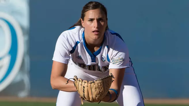 Top-Ranked Bruins Travel to Eugene for Three-Game Set at #3 Oregon