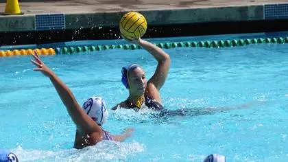 Bruins Beat Roadrunners 12-3 in MPSF Quarterfinals