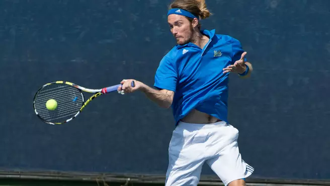 Thompson Named Pac-12 Scholar-Athlete of the Year