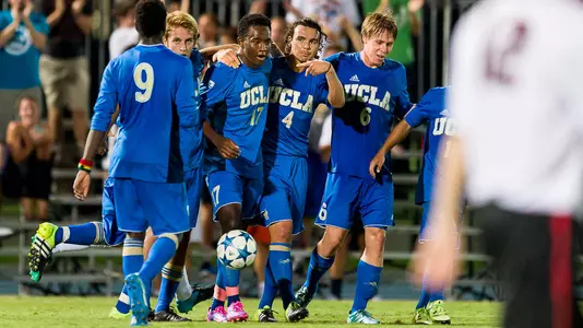 Team Celebrates Goal (Photo by Scott Chandler)
