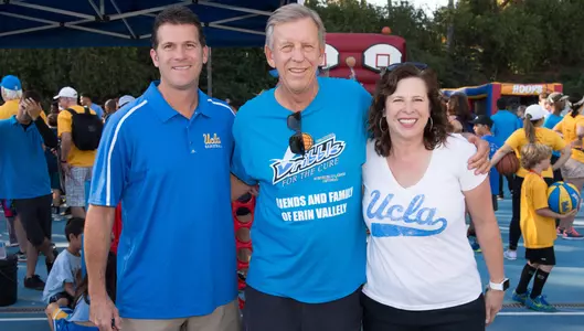 (l-r) UCLA men?s basketball head coach Steve Alford, John Vallely and Bruin wome