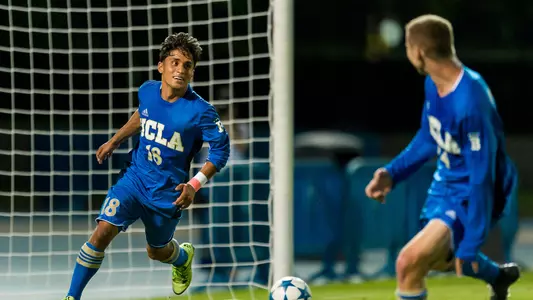 Jose Hernandez (Photo by Scott Chandler)