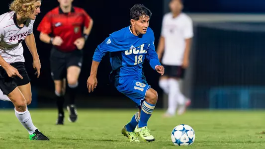 Jose Hernandez (Photo by Scott Chandler)