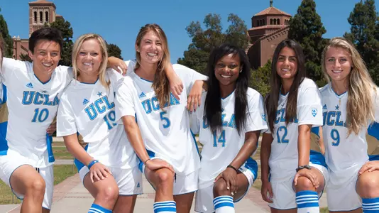 2015 UCLA Women's Soccer Seniors (photo by Don Liebig)