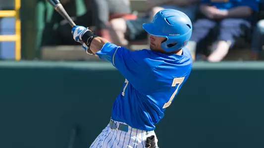 #2 UCLA Loses Regular Season Finale, 4-3, in 11 Innings to Oregon