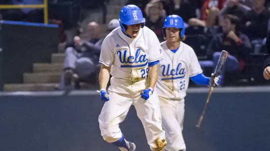 Ty Moore (Photo by Katie Meyers)