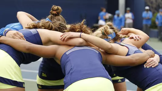 UCLA vs. UCI - huddle