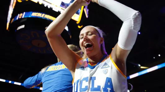 Nicole Kornet vs. Pacific