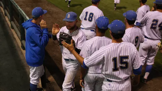 Team High-Fives (Photo by Katie Meyers)