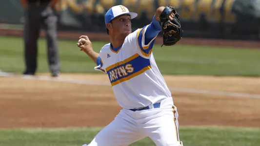 Kyle Molnar (Photo by Katie Meyers)