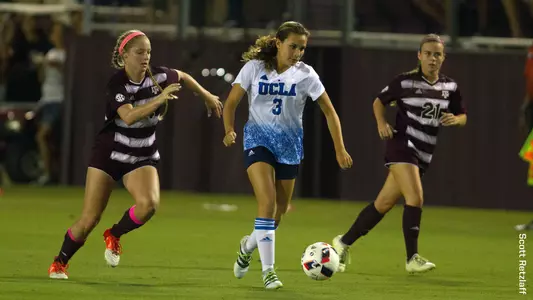 Chloe Castaneda - 2016 UCLA W. Soccer (photo by Scott Retzlaff)