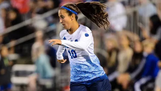 Julia Hernandez (photo by Percy Anderson)