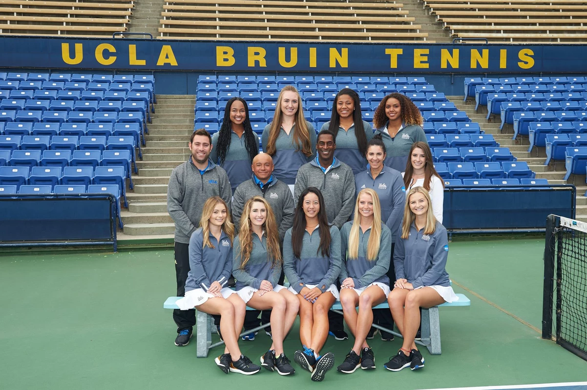 2016-17 UCLA Women's Tennis Team Photo