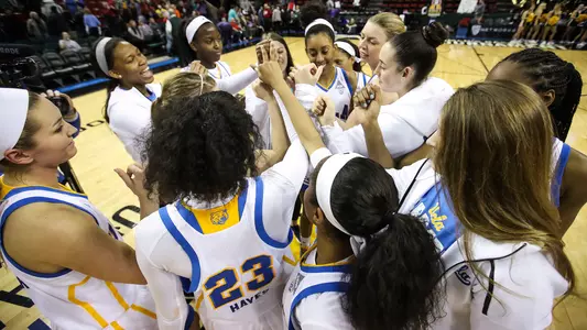Team Huddle vs. ASU at Pac-12 Tournament