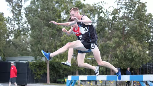 Austin O'Neil steeple Bob Larsen Distance Carnival