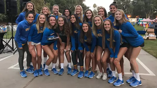 2018 Beach Volleyball Team at Welcome Back Barbecue
