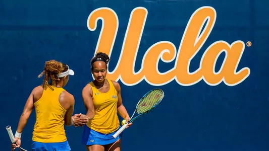 Terri Fleming & Jada Hart (Photo: Scott Chandler)