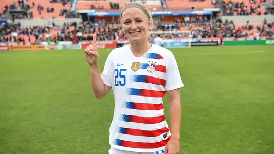 Hailie Mace (photo by Brad Smith/ISI Photos - one-time use)