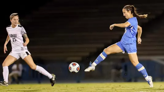 Julia Hernandez (photo by Rand Bleimeister)