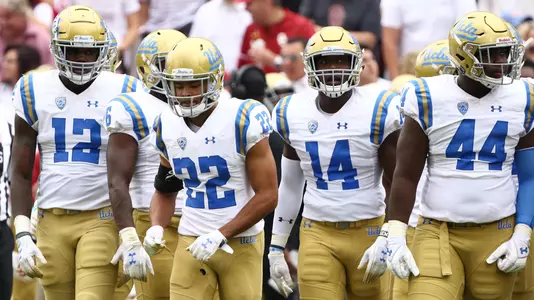 UCLA Defense (Photo: Jesus Ramirez)