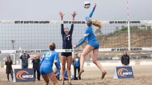 Izzy Carey and Lindsey Sparks