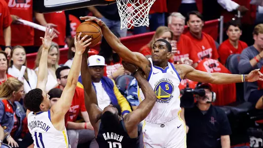 Kevon Looney with Golden State in 2018