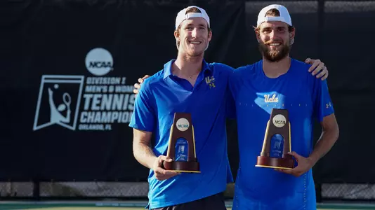 Keegan Smith & Maxime Cressy (Photo: Manuela Davies/USTA)