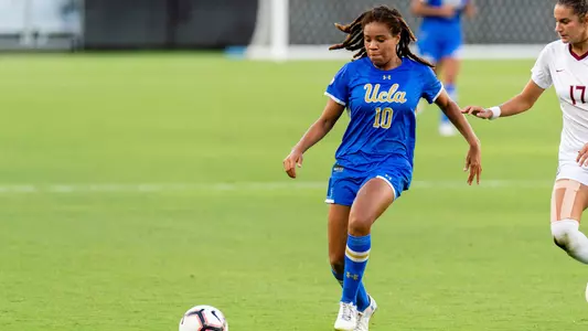 Mia Fishel (photo by Percy Anderson)