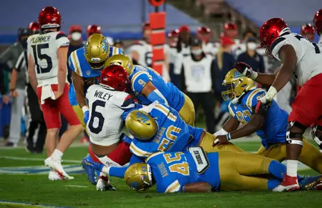 UCLA Bruins Football (Photo: Don Liebig)