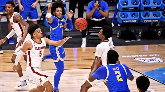 Tyger Campbell, Cody Riley