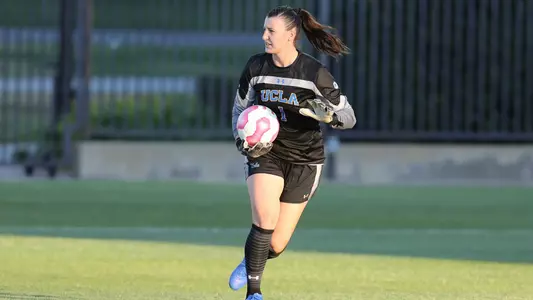 Lauren Brzykcy (photo by Rand Bleimeister)