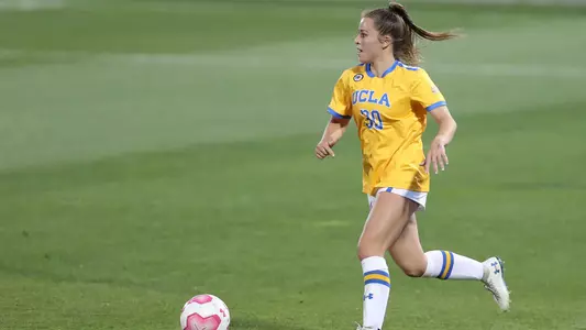 Megan Edelman (photo by Rand Bleimeister)