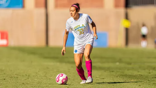 Janae DeFazio (photo by Scott Chandler)