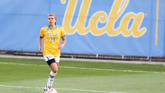 Jacey Pederson (photo by Rand Bleimeister)
