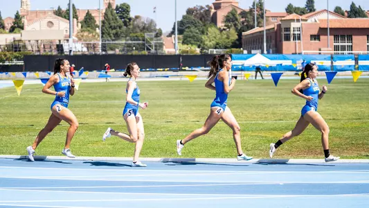 Distance Crew (photo by James Lee)