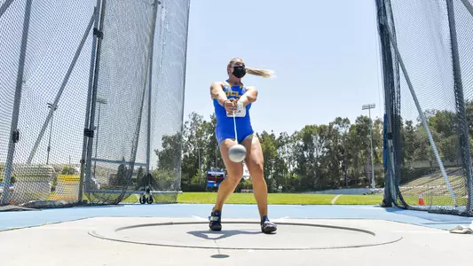 Alyssa Wilson (photo by John McGillen)