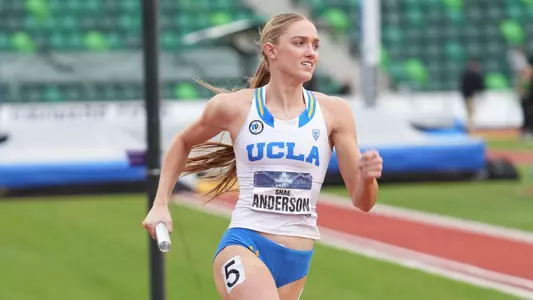 Shae Anderson (photo by Kirby Lee)