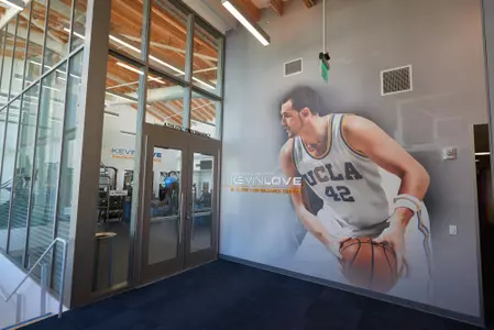 UCLA Athletics - Interior and exterior photos of the Mo' Austin Basketball Practice Facility.
October 24th, 2017
Copyright Don Liebig/ASUCLA
171024_ATH_0128.NEF