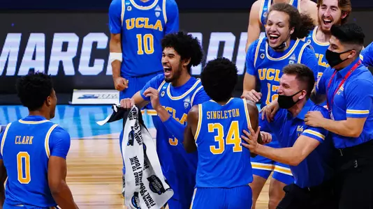 Jaylen Clark, Johnny Juzang