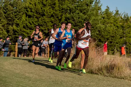 Michael Mireles and Ronan McMahon-Staggs at 2022 Weis-Crockett Invitational
