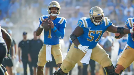 UCLA Athletics - 2022 UCLA Bruins Football versus the University of Utah Utes at The Rose Bowl, Pasadena, CA.October 8th, 2022Copyright Don Liebig/ASUCLA221008_FBC_2140.NEF