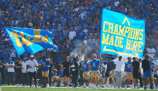 UCLA Athletics - 2022 UCLA Bruins Football versus the University of Utah Utes at The Rose Bowl, Pasadena, CA.October 8th, 2022Copyright Don Liebig/ASUCLA221008_FBC_1995.NEF