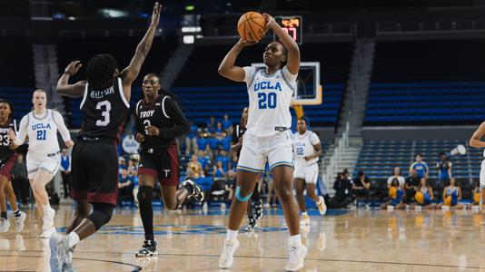 Charisma Osborne shoots midrange jumper over defender (vs. Troy, Nov. 13)