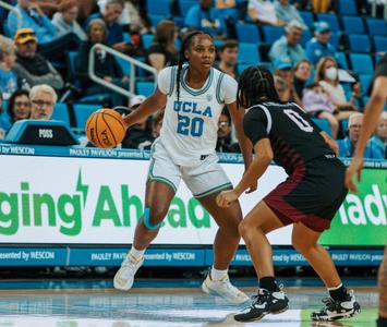 Charisma Osborne dribbling (Troy, Nov. 13)