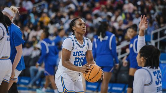 Charisma Osborne shoots free throw pregame (UC Riverside, Nov. 10)