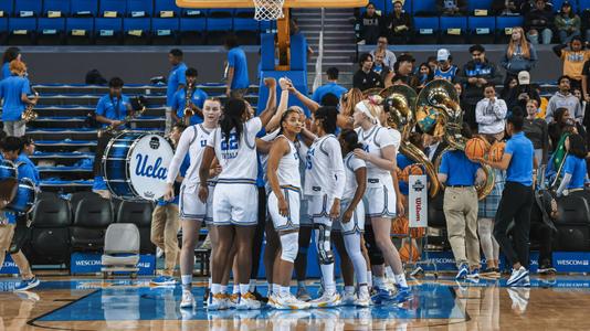 UCLA WBB Huddle
